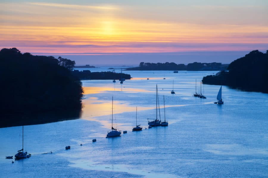 lannilis-ville-finistèrienne-adobe-stock