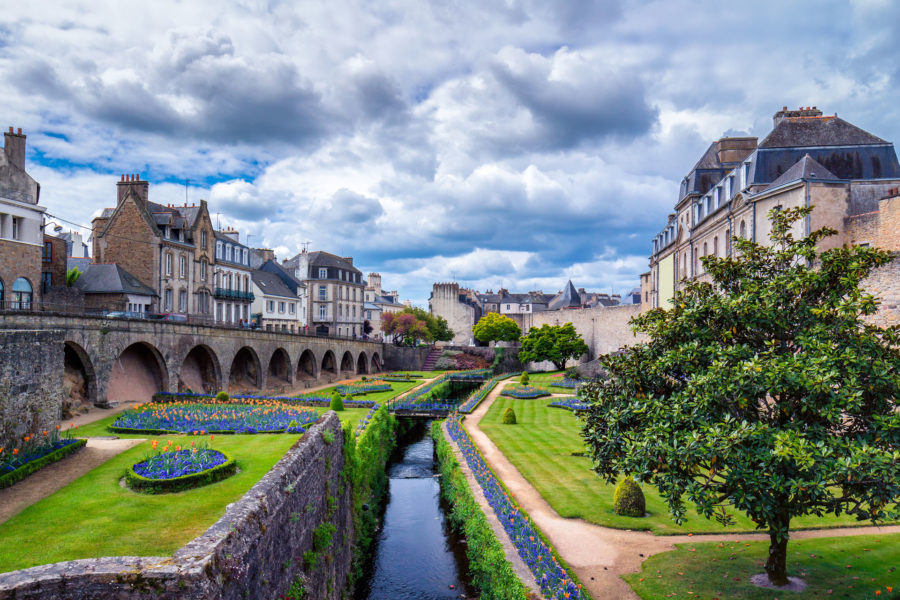 vannes-morbihan-adobestock-extenbois