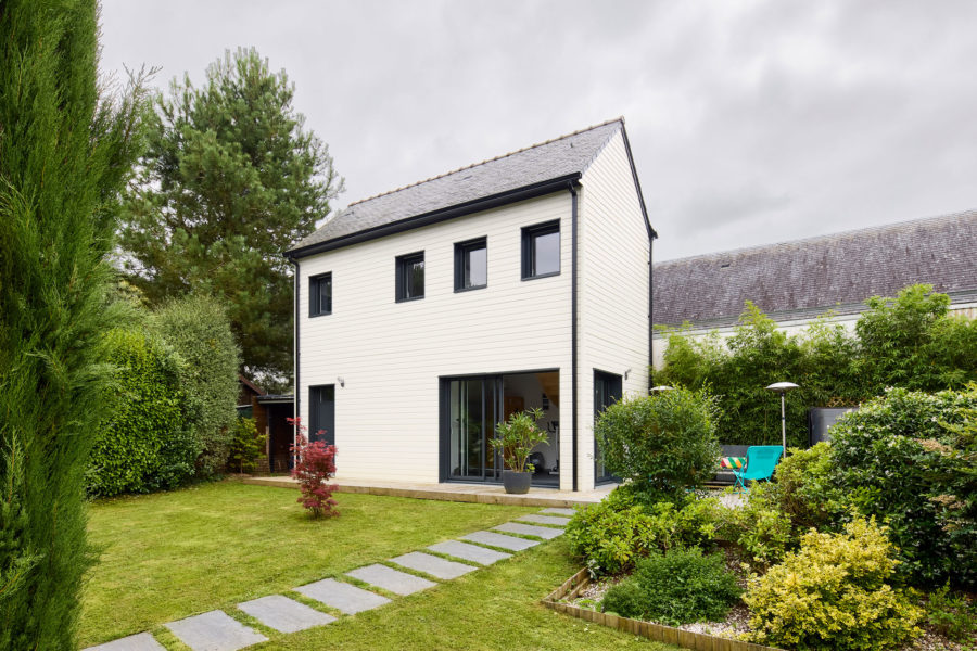 extension-maison-étage-jardin-extenbois