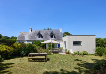 Extension de maison cubique pour une suite parentale