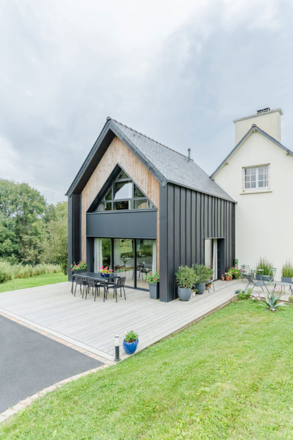 extension-zinc-noir-maison-extenbois