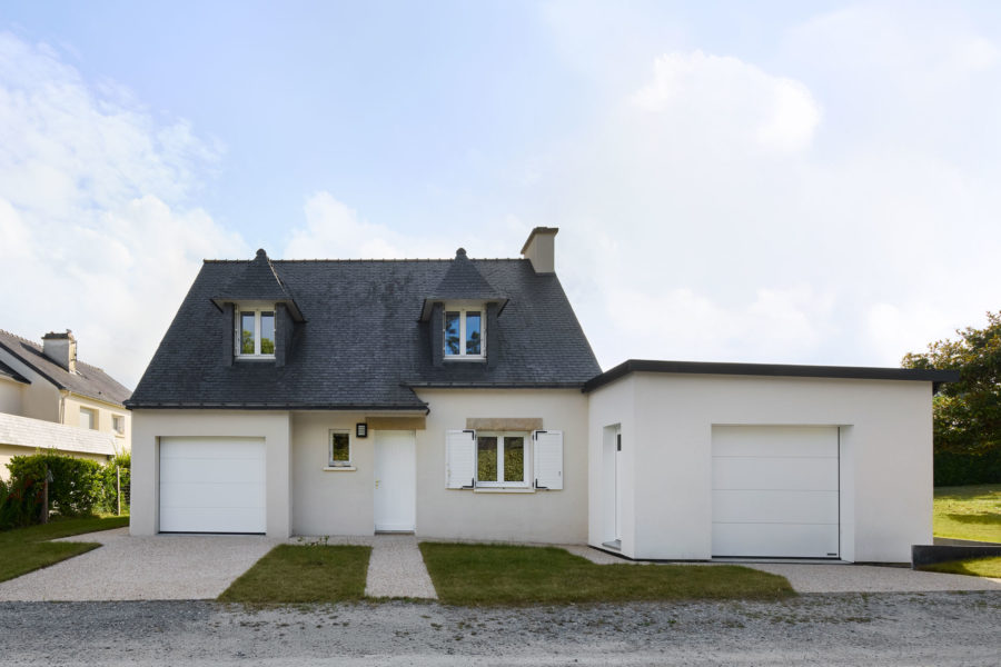 Extension-maison-longueur-bois-enduit